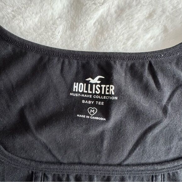Hollister Black Baby Tee Women’s Size Medium - Picture 2 of 7